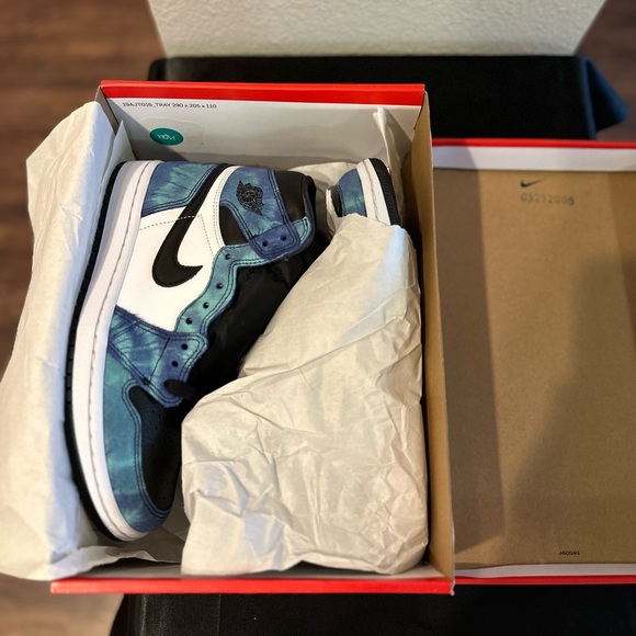 Jordan 1 High OG Tie Dye Women’s Size 7 - Picture 13 of 15